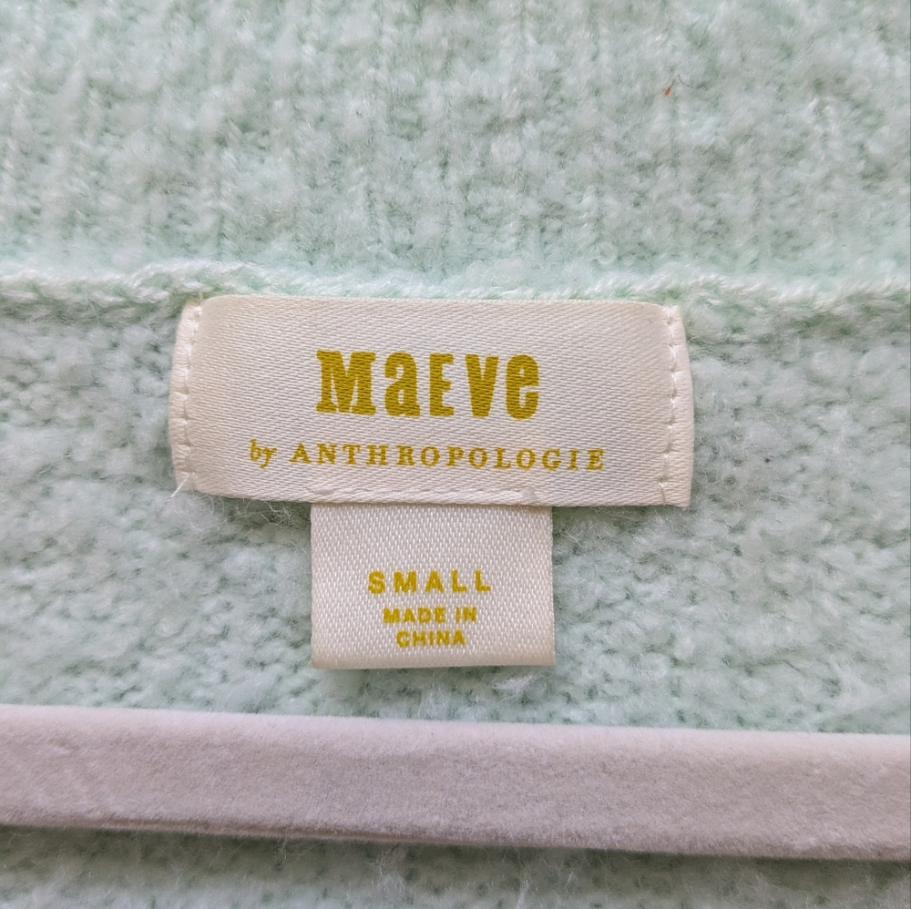 Maeve Cozy Green V-Neck Sweater Plush Knit - Picture 3 of 4